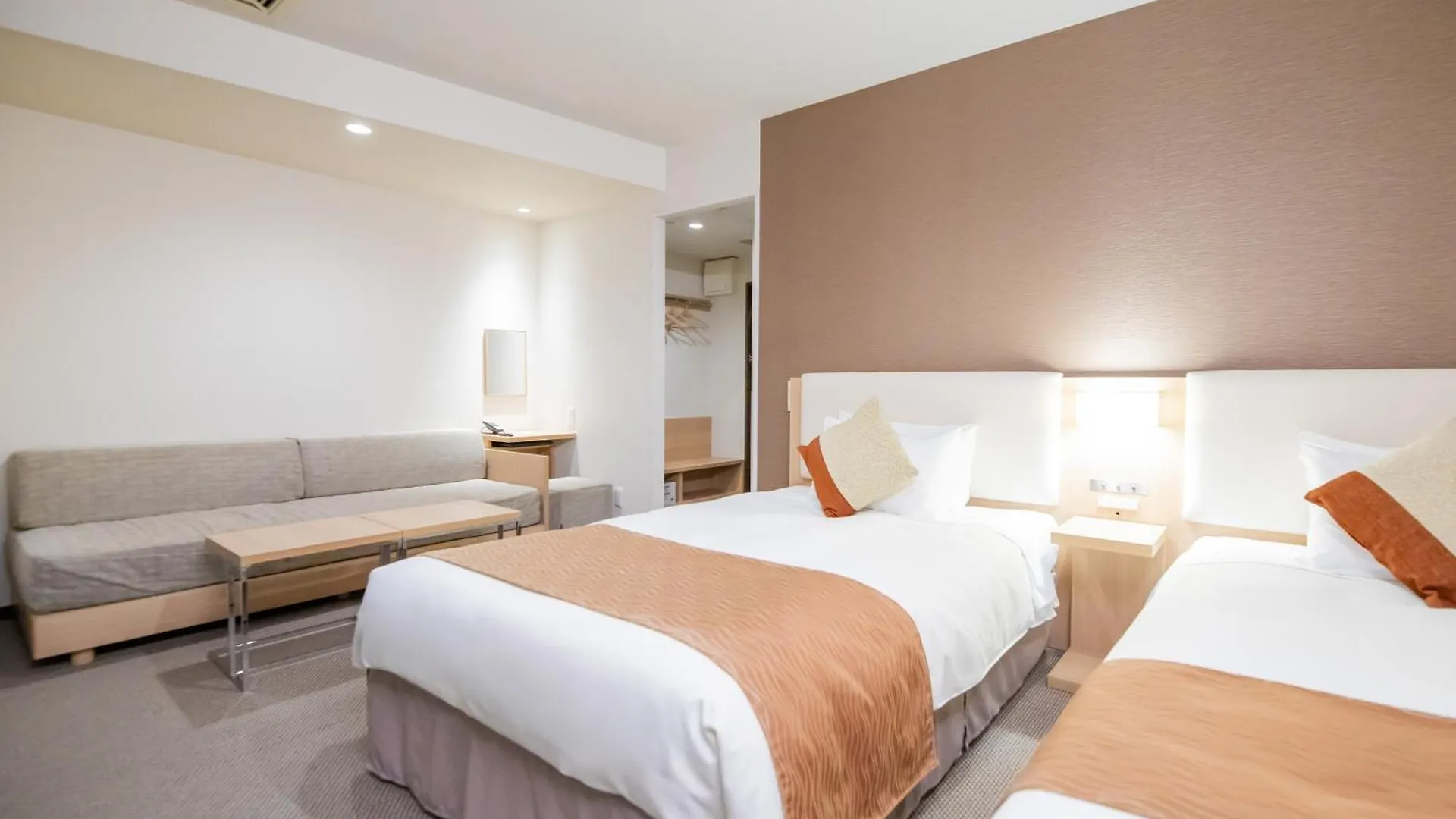 *** Hotel Tokyu Stay Nihonbashi Tokyo Japan